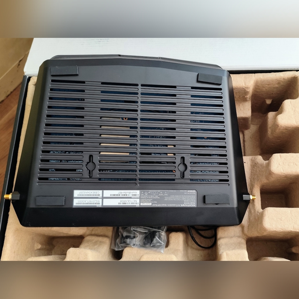 NETGEAR (AX4200) NightHawk WiFi-6 Router - Picture 11 of 12